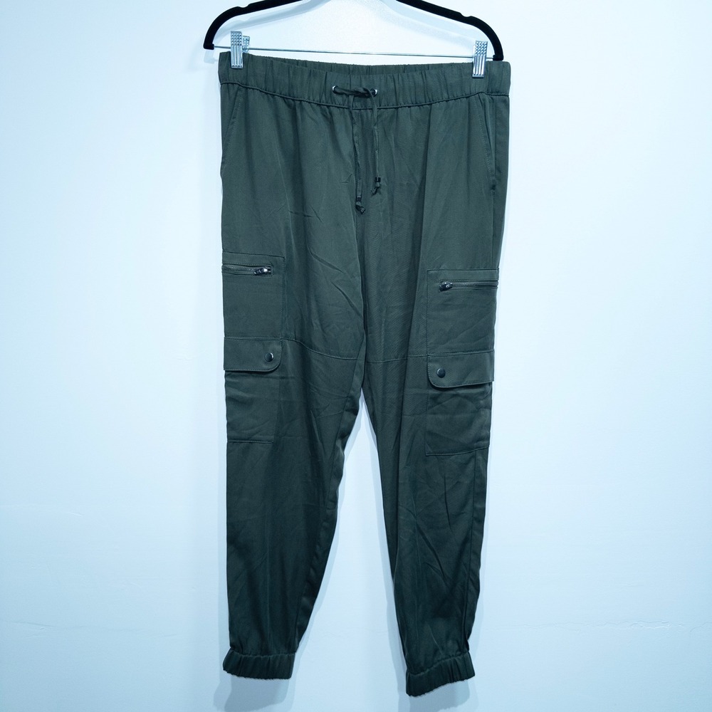 Banana Republic Steel Green Soft Tencel Cargo Joggers Size Medium‎ - Picture 2 of 10